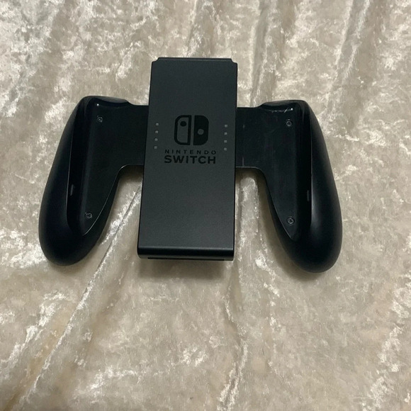 Nintendo Switch Joy-Con Charger Remote Classic Black